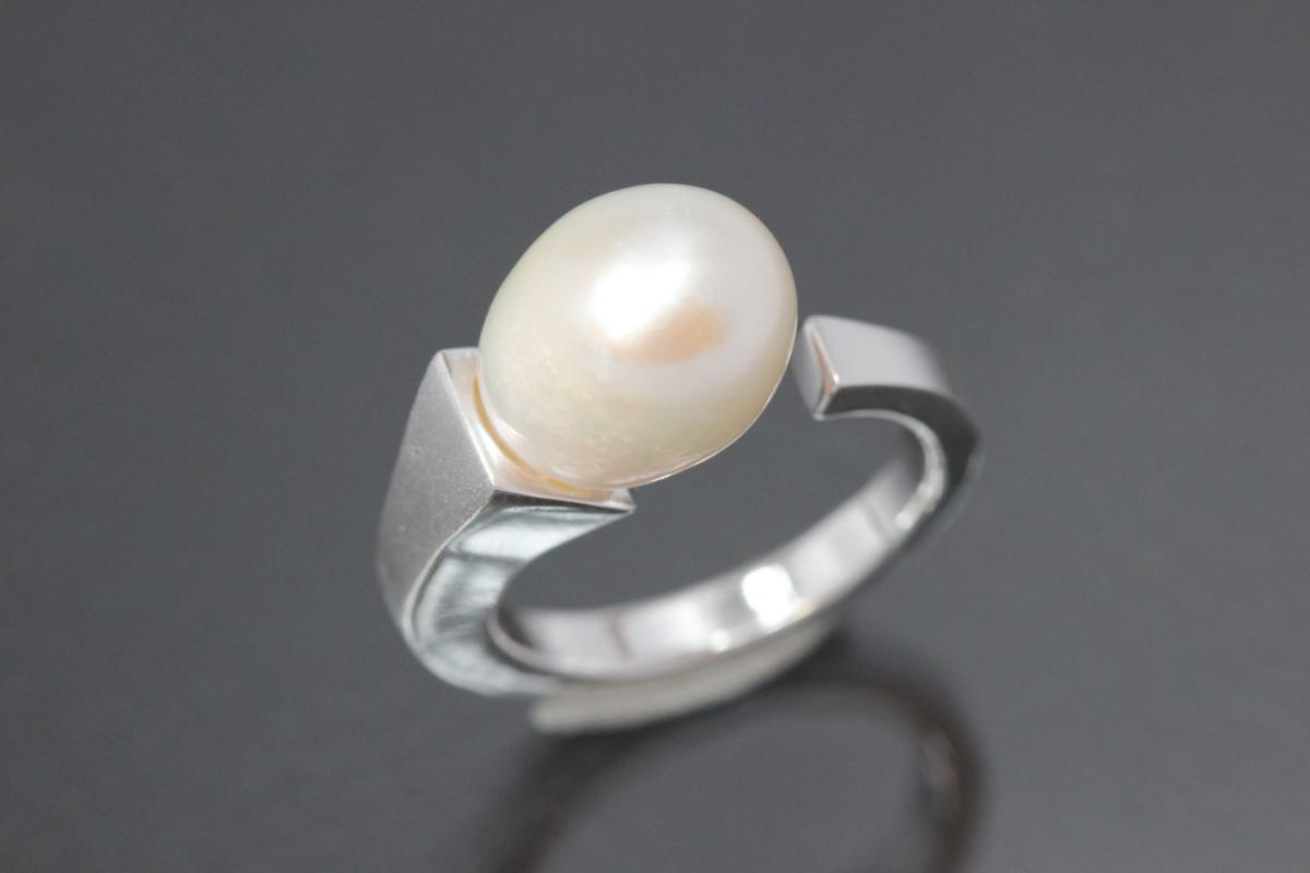 Ring, Pearldesign 925/- Silver mit Freshwaterpearl (FWP)