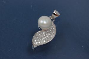 Pendant curved Leaf with FWP pearl and Zirconia 925/- Silver rhodium plated,