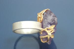 Ring with Amethyst-natural Nugget 925/- Silver partially gold plated, Steiner's special finishing,