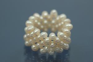 Pearl Ring 5-rows on elastic cord, Freshwater Pearls (FWP) white